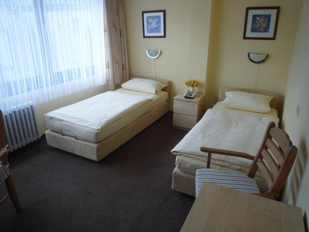 Center Hotel 居特斯洛 客房 照片